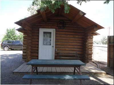 Bears Den Log Cabin at Eagle RV Park and Campground in Thermopolis Wyoming